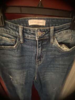 Flying Monkey Distressed Skinny Jeans size 27